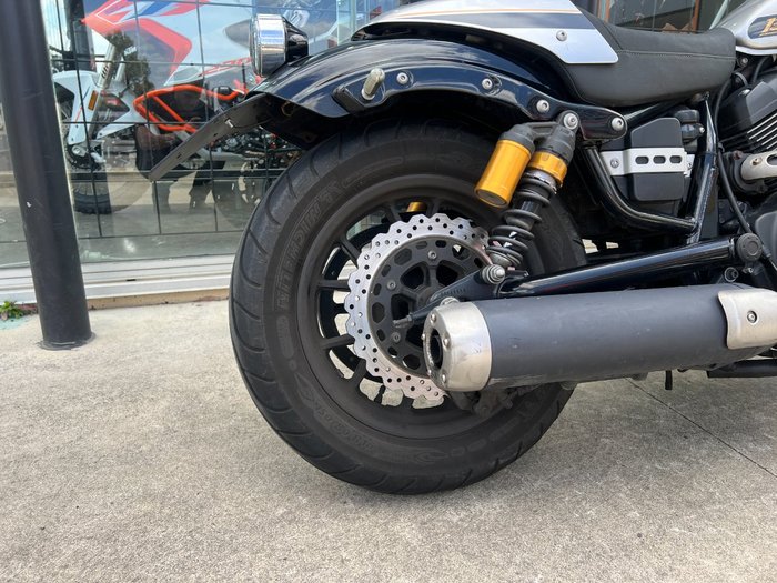 2015 Yamaha BOLT SILVER