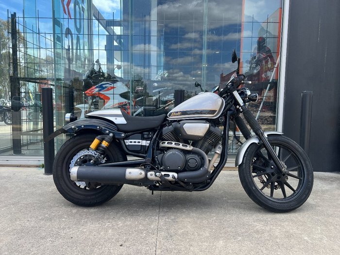 2015 Yamaha BOLT SILVER