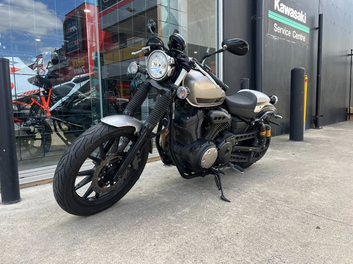 2015 Yamaha BOLT SILVER