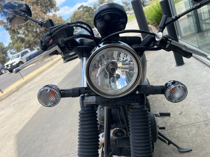 2015 Yamaha BOLT SILVER