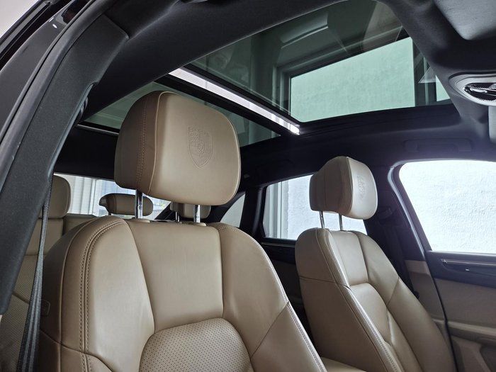 2020 Porsche Macan S