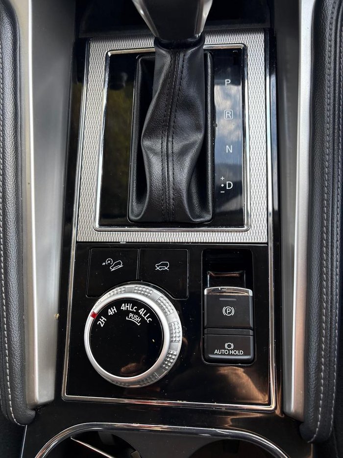 2021 Mitsubishi Pajero Sport GLS