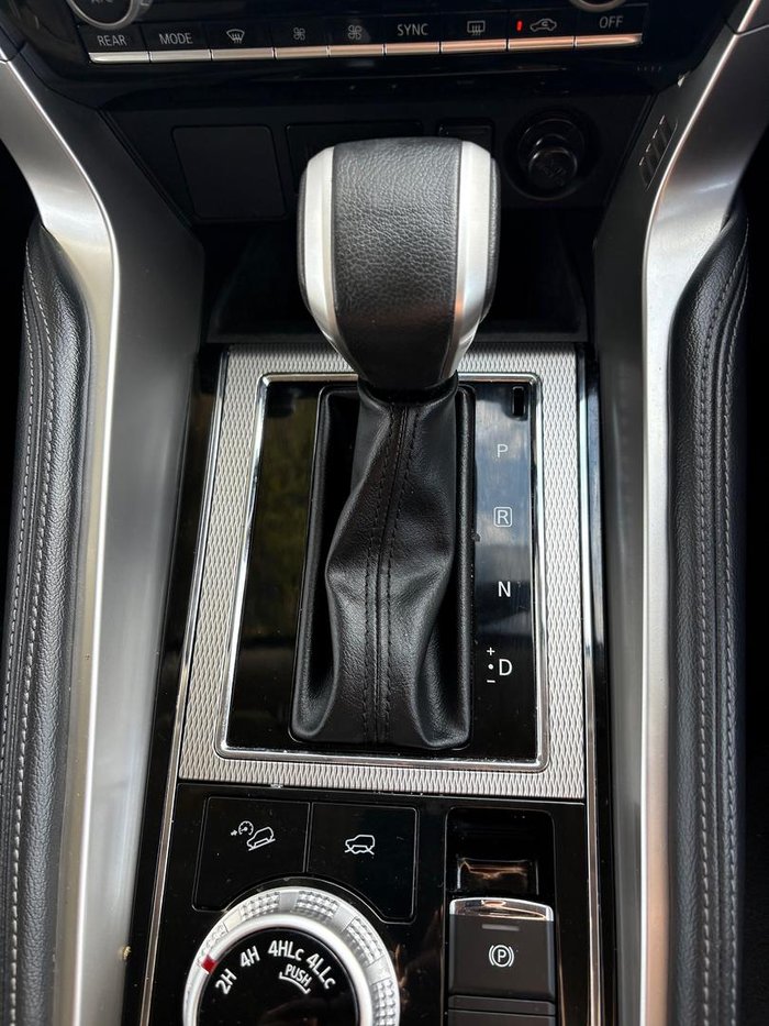 2021 Mitsubishi Pajero Sport GLS