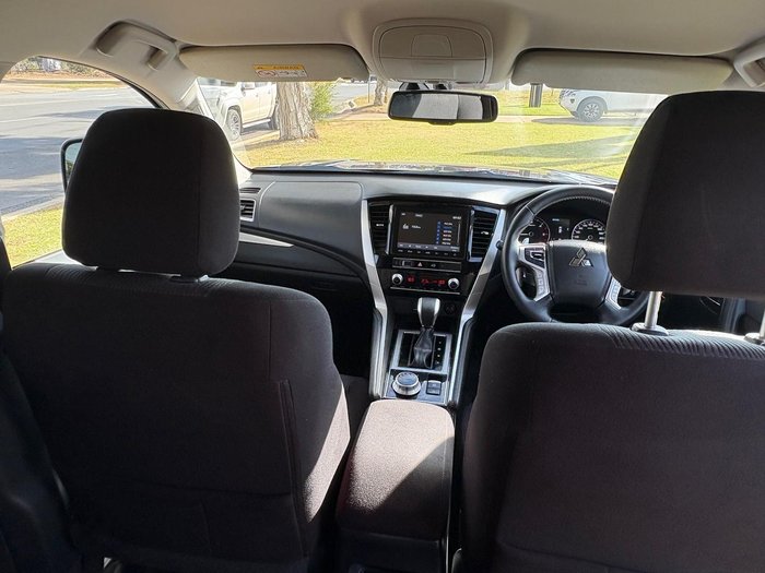 2021 Mitsubishi Pajero Sport GLS