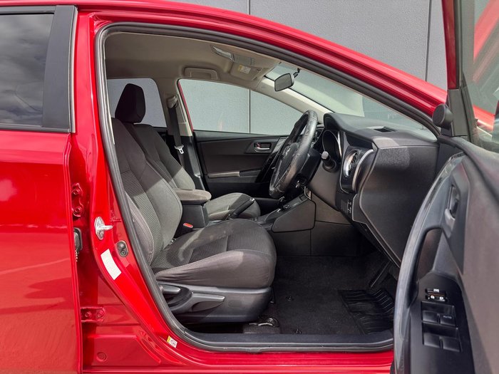 2017 Toyota Corolla Hybrid ZWE186R Wildfire