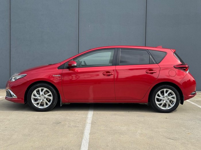 2017 Toyota Corolla Hybrid ZWE186R Wildfire