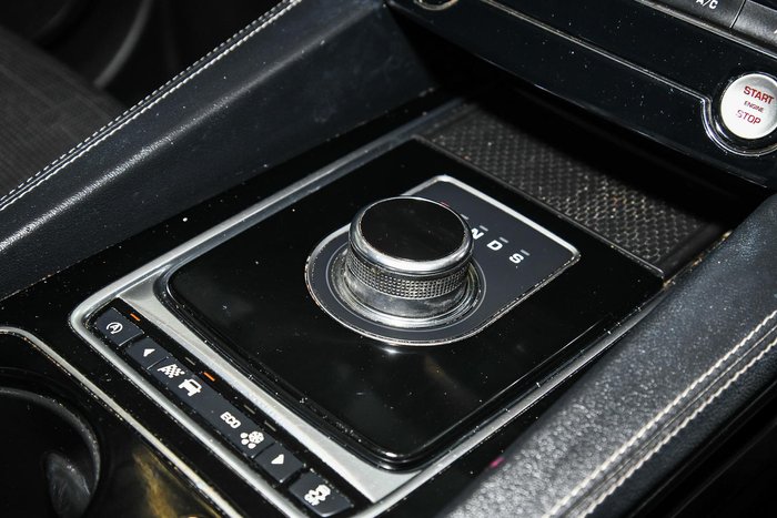 2017 Jaguar F-PACE 20d R-Sport X761 MY17 AWD Glacier White