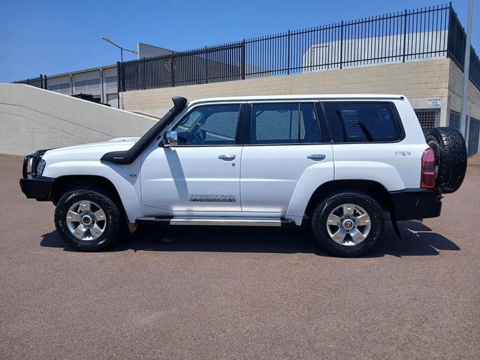 2016 Nissan Patrol ST