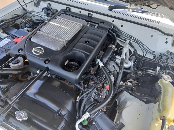 2016 Nissan Patrol ST