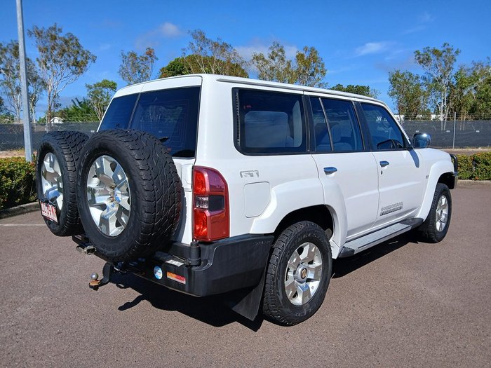 2016 Nissan Patrol ST