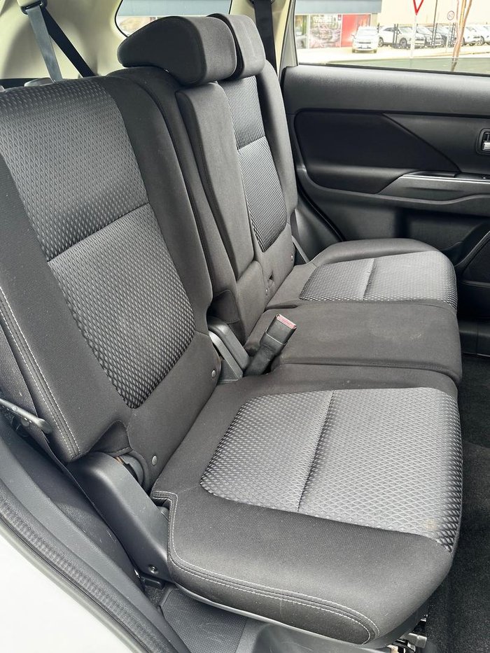 2018 Mitsubishi Outlander LS