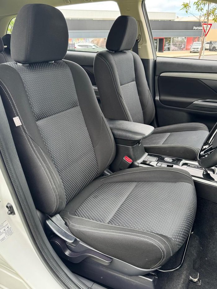 2018 Mitsubishi Outlander LS