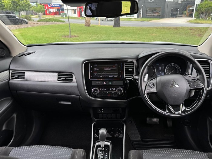 2018 Mitsubishi Outlander LS