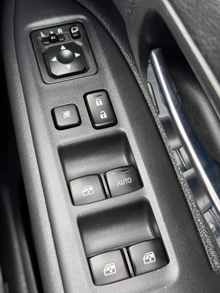 2018 Mitsubishi Outlander LS