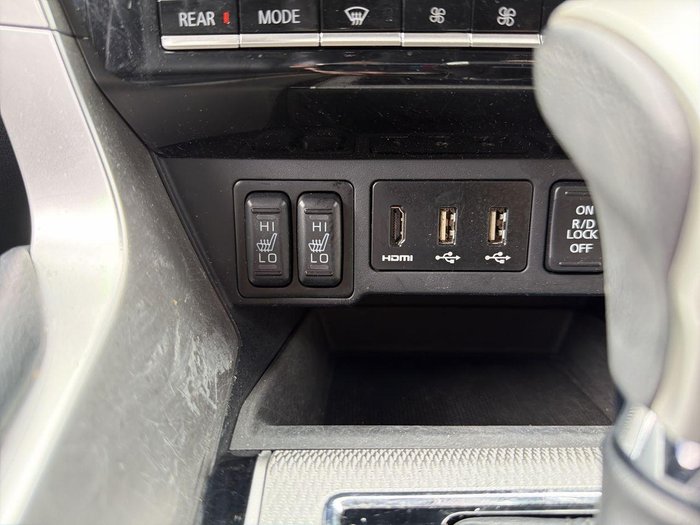 2023 Mitsubishi Pajero Sport GSR