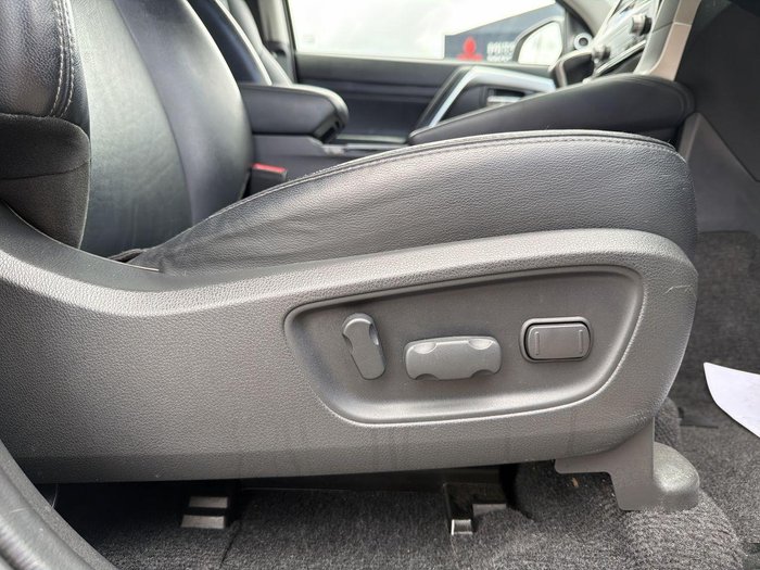 2023 Mitsubishi Pajero Sport GSR