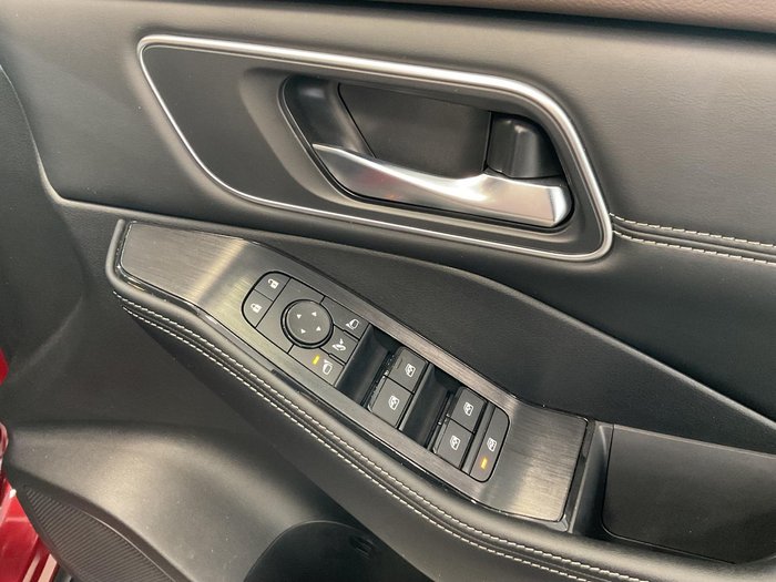 2024 Nissan X-TRAIL ST-L