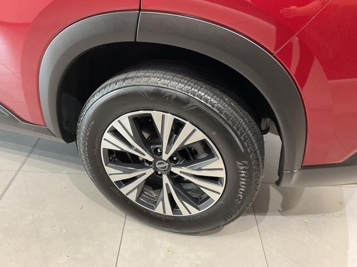 2024 Nissan X-TRAIL ST-L