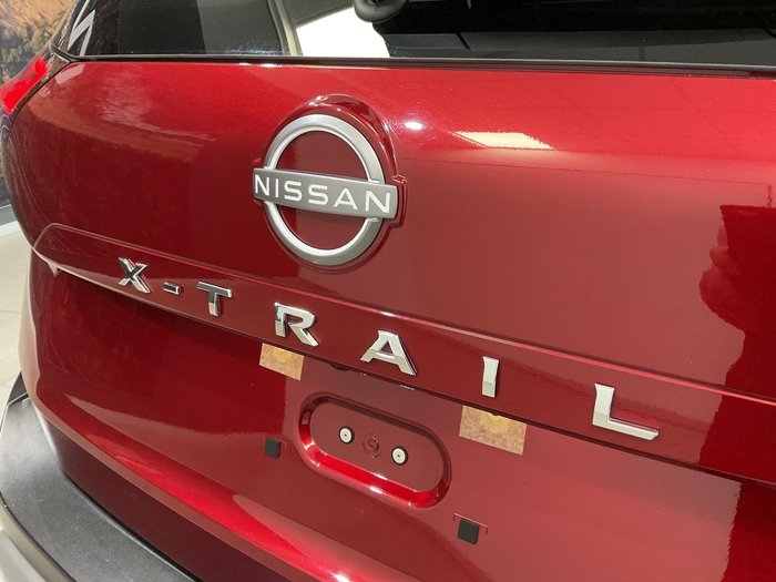 2024 Nissan X-TRAIL ST-L