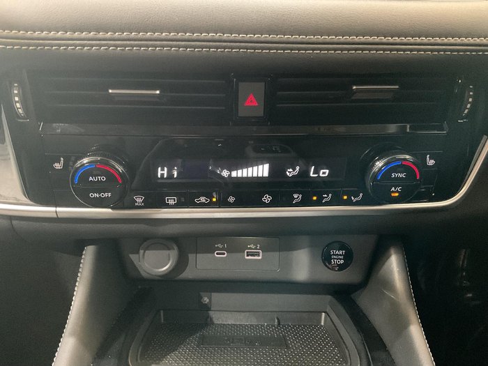 2024 Nissan X-TRAIL ST-L