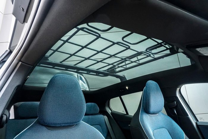 2025 Volvo EX30 Cross Country