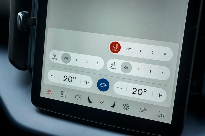 2025 Volvo EX30 Cross Country