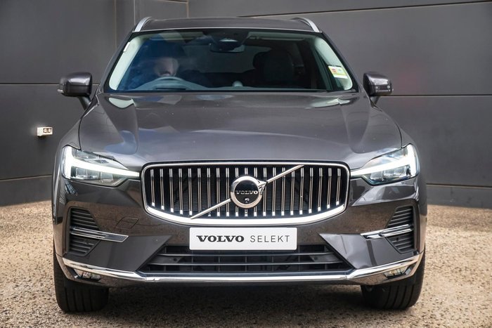 2025 Volvo XC60 Ultra B5 Bright