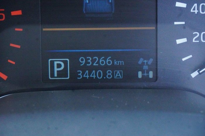 2020 Nissan Navara ST