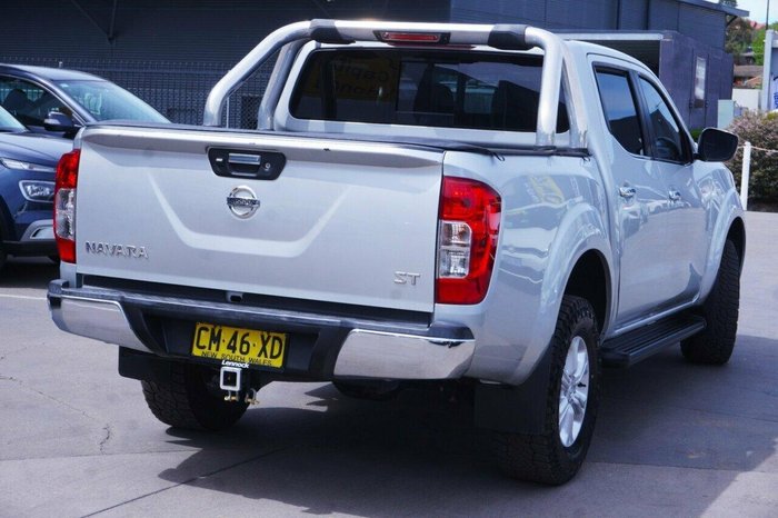 2020 Nissan Navara ST