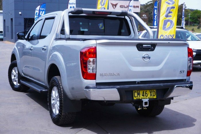 2020 Nissan Navara ST