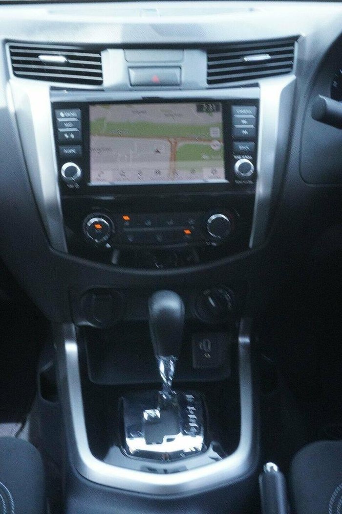 2020 Nissan Navara ST