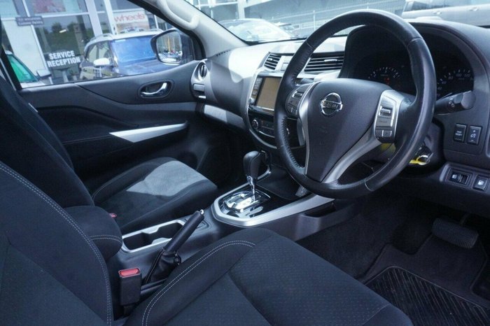 2020 Nissan Navara ST