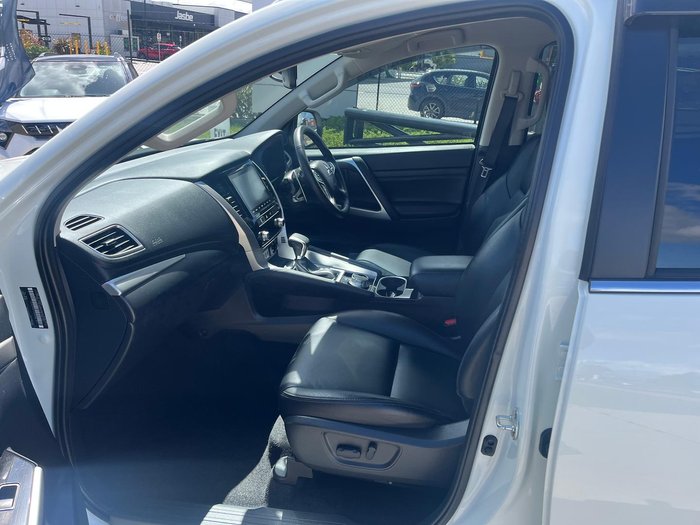 2023 Mitsubishi Pajero Sport GLS