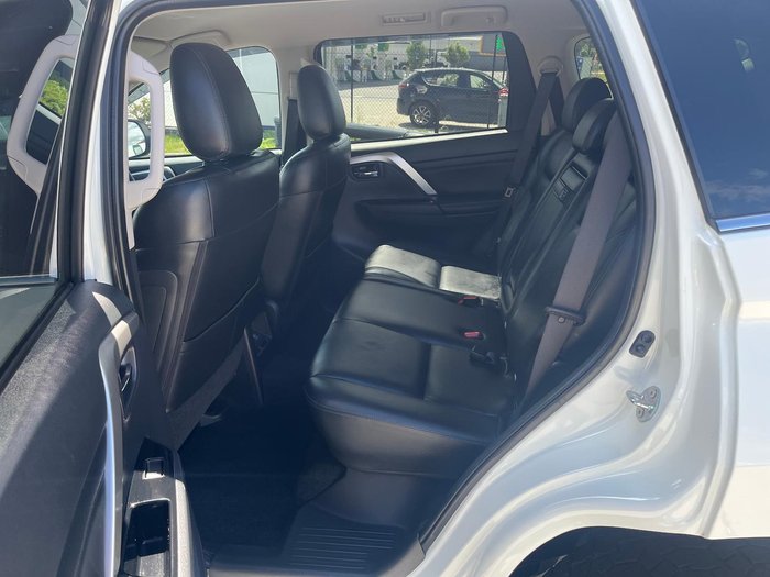 2023 Mitsubishi Pajero Sport GLS