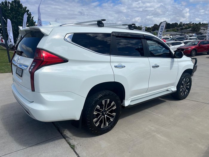 2023 Mitsubishi Pajero Sport GLS