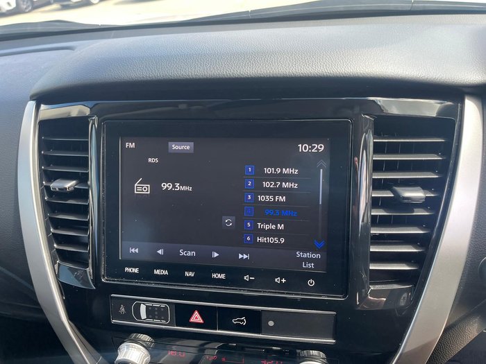 2023 Mitsubishi Pajero Sport GLS