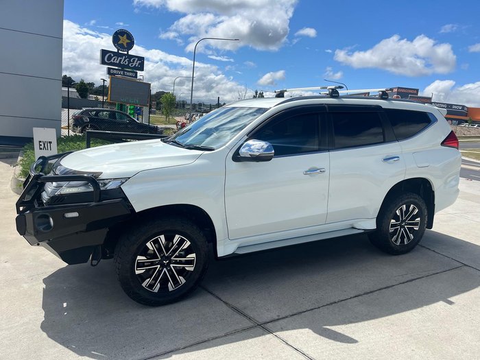 2023 Mitsubishi Pajero Sport GLS