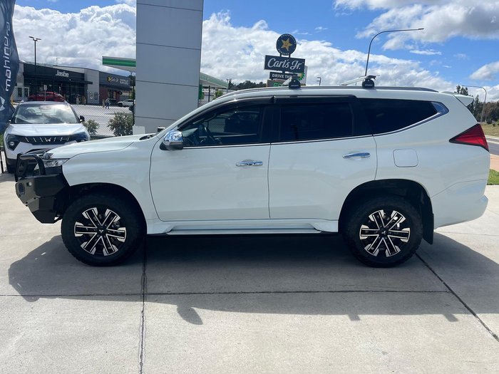 2023 Mitsubishi Pajero Sport GLS