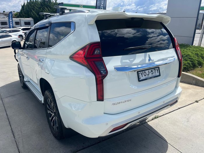 2023 Mitsubishi Pajero Sport GLS