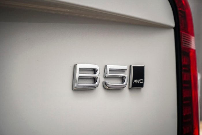 2025 Volvo XC90 Ultra B5 Bright