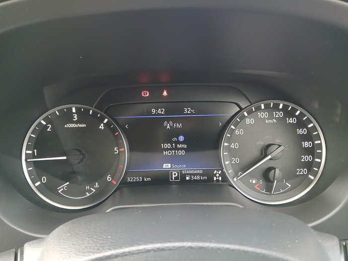 2023 Nissan Navara ST