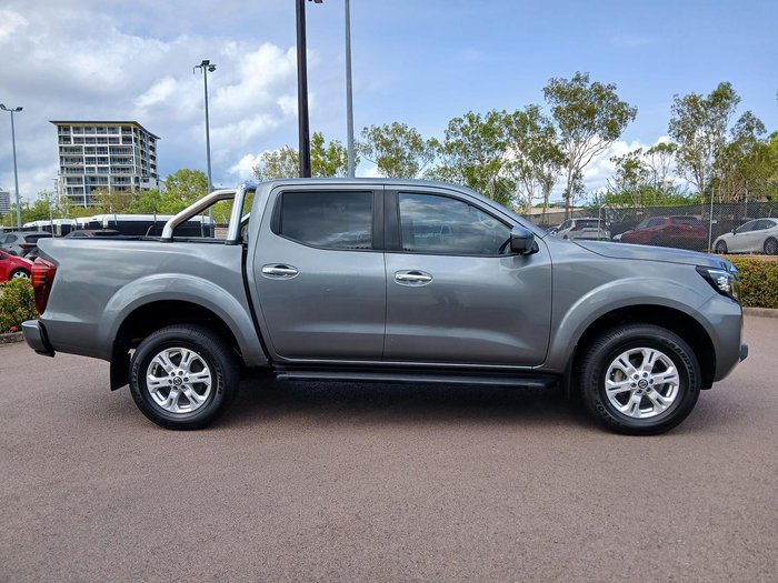 2023 Nissan Navara ST
