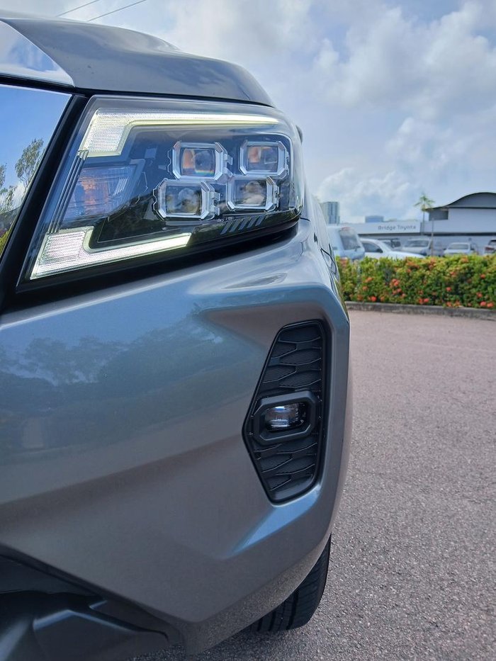 2023 Nissan Navara ST