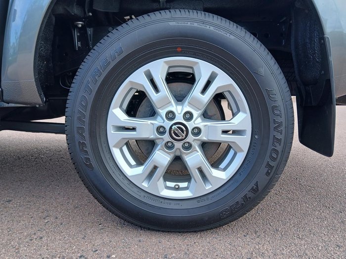 2023 Nissan Navara ST