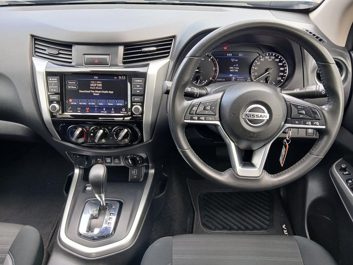 2023 Nissan Navara ST