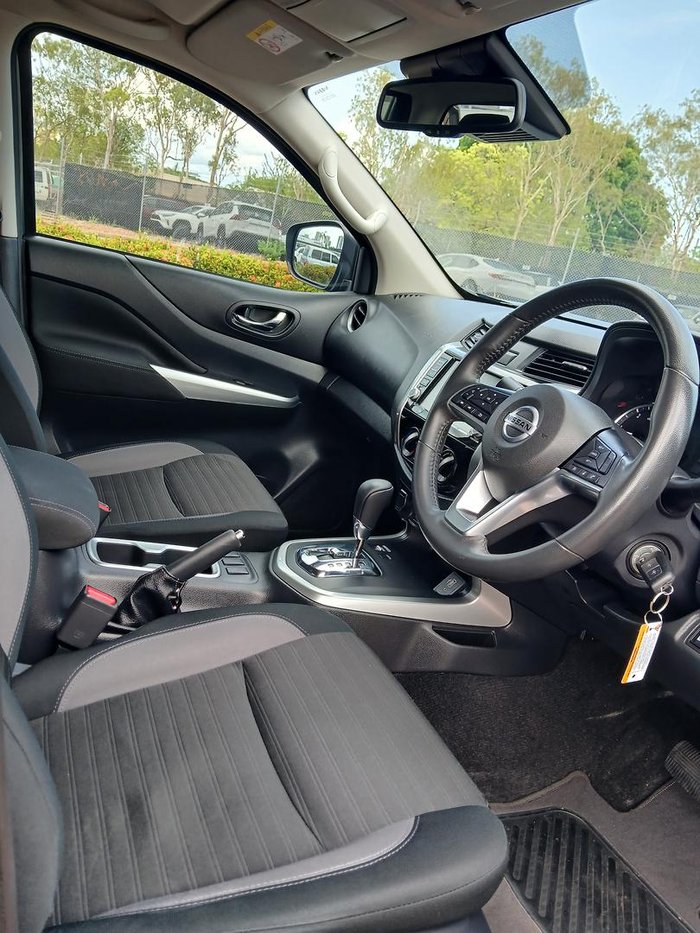 2023 Nissan Navara ST