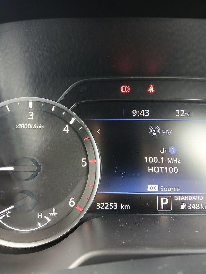 2023 Nissan Navara ST