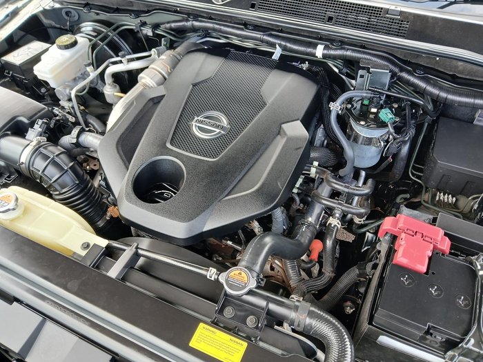 2023 Nissan Navara ST