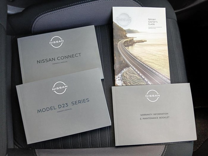 2023 Nissan Navara ST