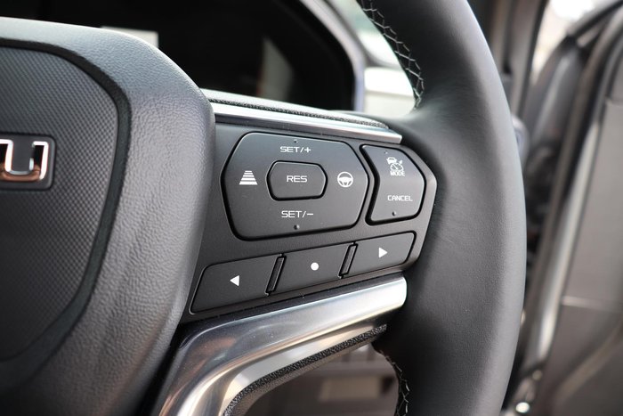 2025 Isuzu D-MAX LS-U